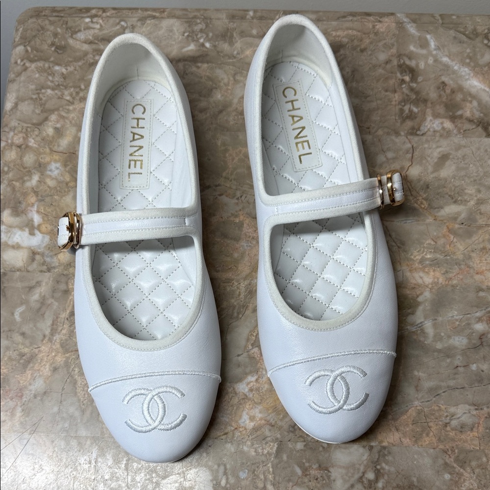 CHANEL White Mary Jane Flats with Gold Buckle
